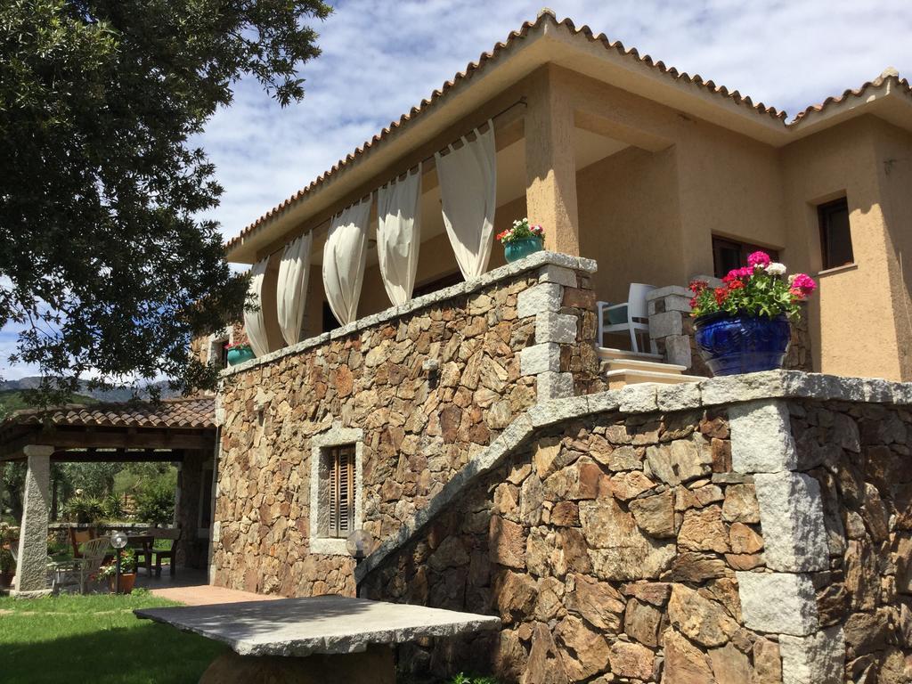 לינה וארוחת בוקר סאן תאודורו Il Giardino Di Daniela מראה חיצוני תמונה