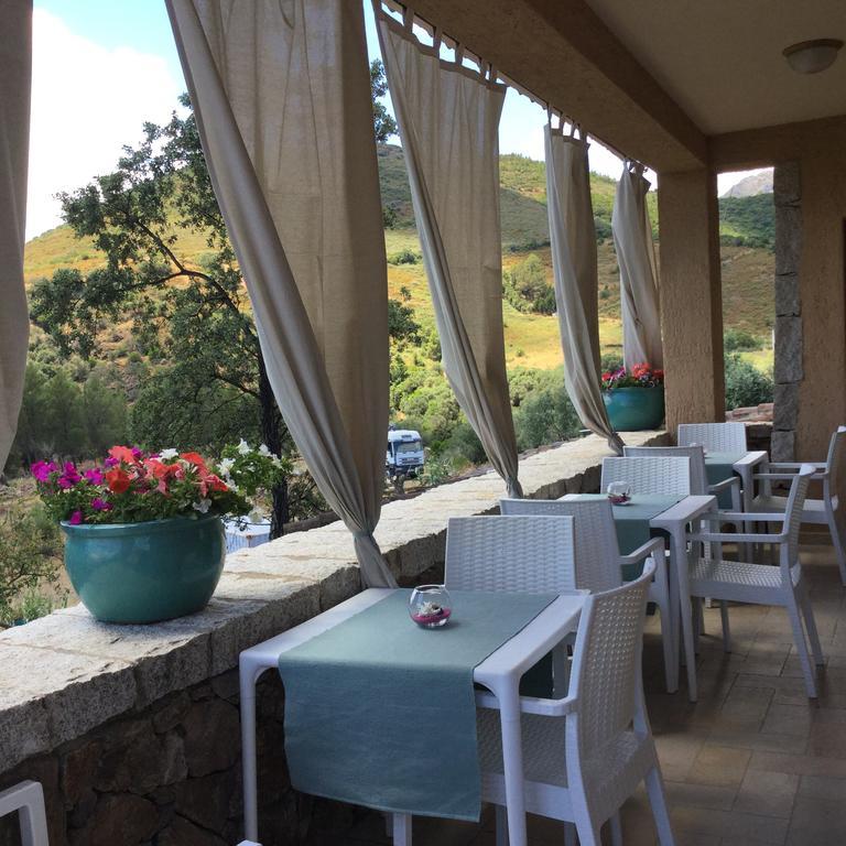 לינה וארוחת בוקר סאן תאודורו Il Giardino Di Daniela מראה חיצוני תמונה